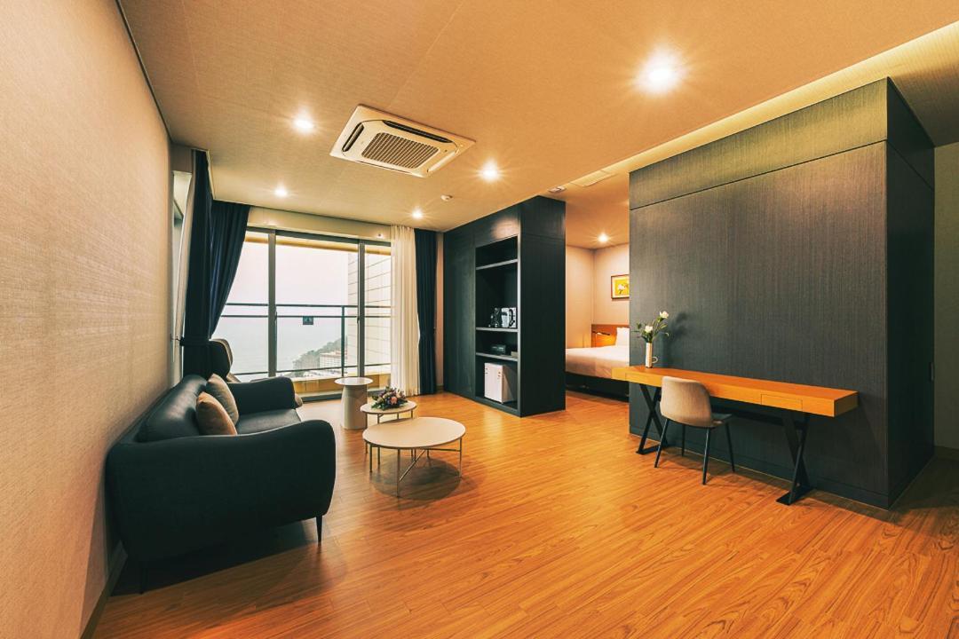 Kwangsu Hotel Haeundae Пусан Екстериор снимка
