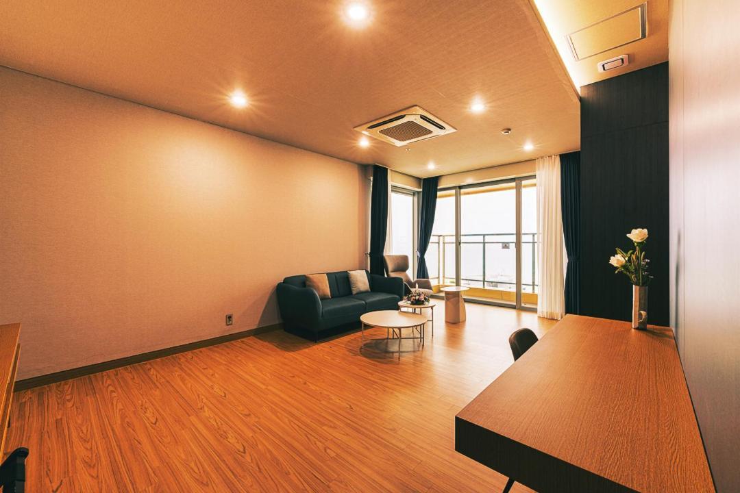 Kwangsu Hotel Haeundae Пусан Екстериор снимка
