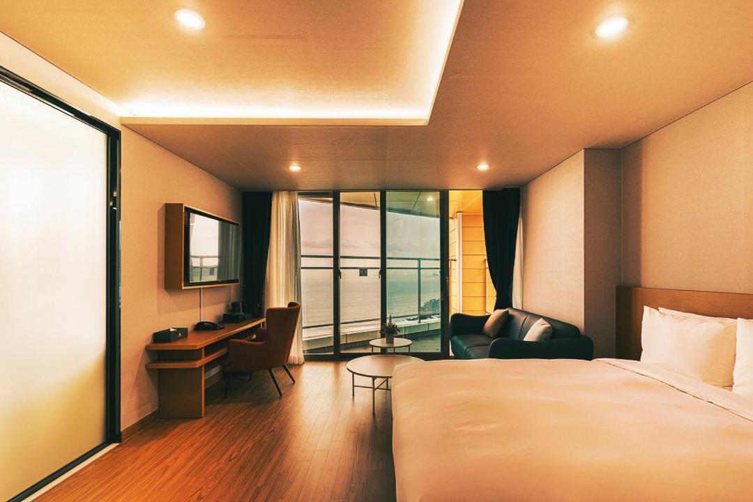 Kwangsu Hotel Haeundae Пусан Екстериор снимка